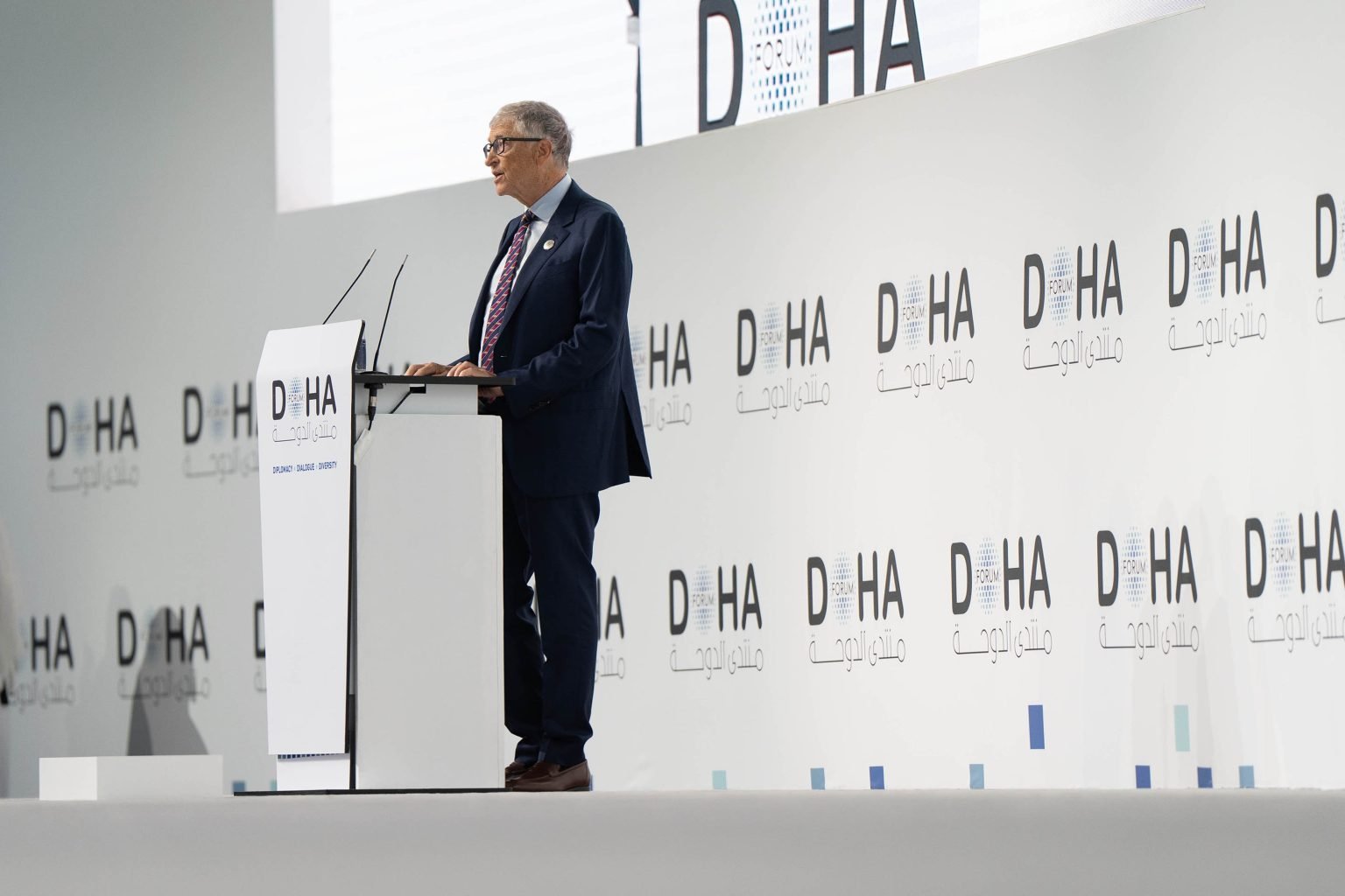 Bill Gates Praises Qatar–Gates Foundation Partnership at Doha Forum 2025