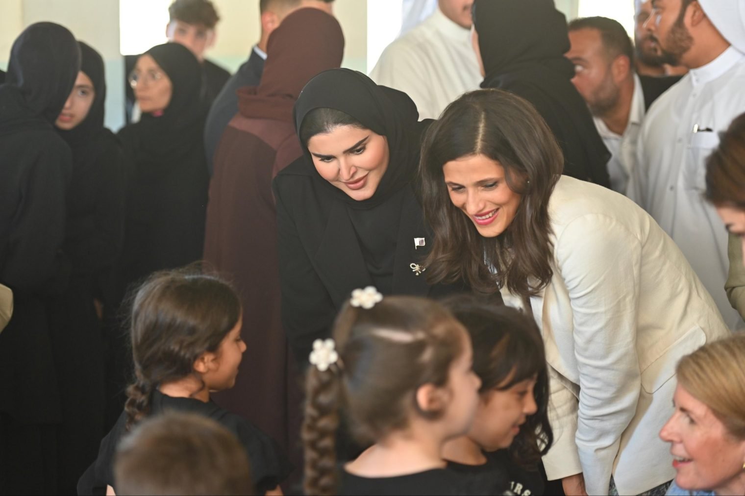 Qatar, UK and France Ministers Visit Beirut Shelters to Assess Humanitarian Needs of Displaced Communities