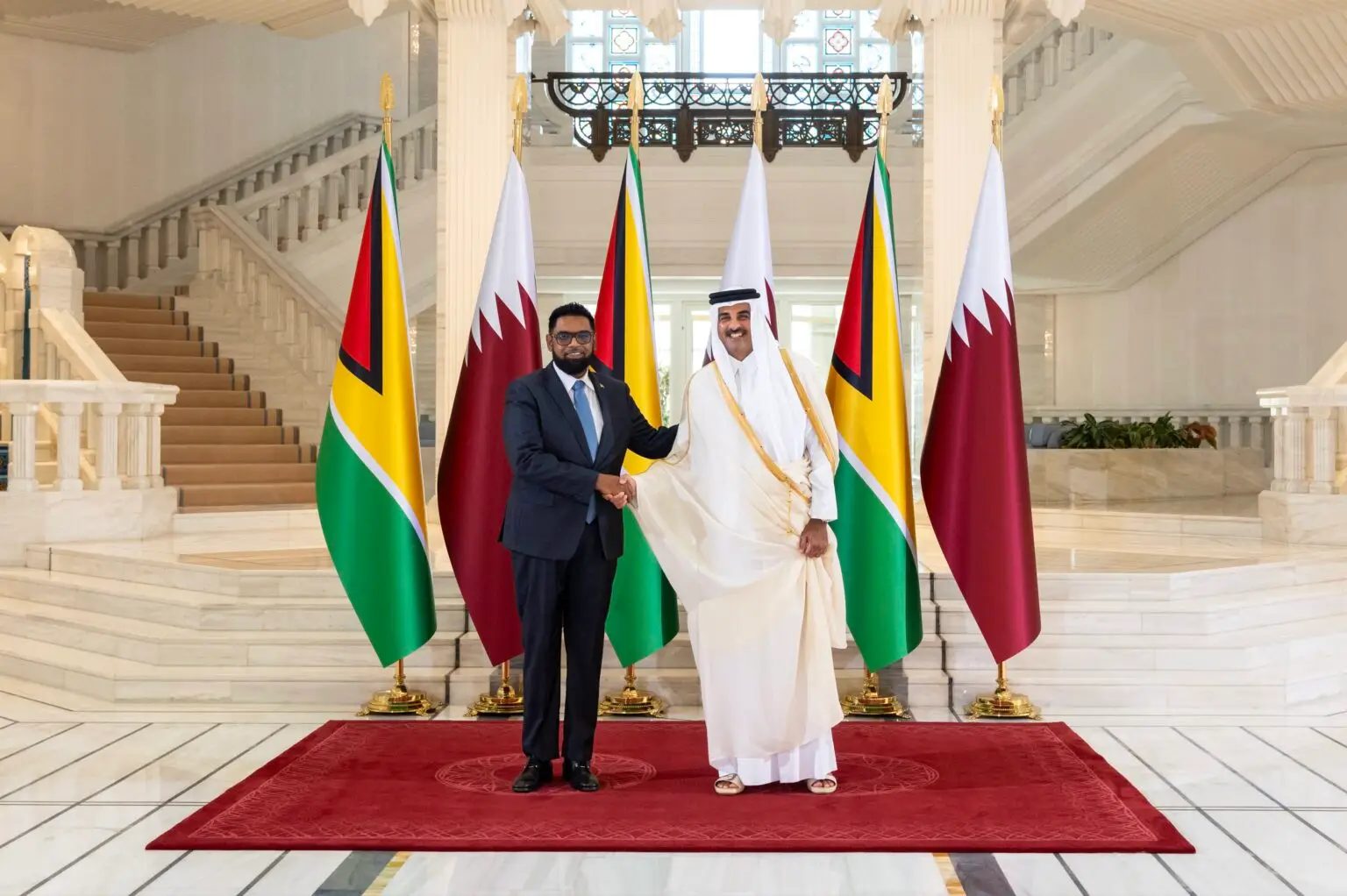 Amir, Guyana President Hold Talks to Strengthen Bilateral Cooperation